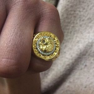 Gold ring with lion